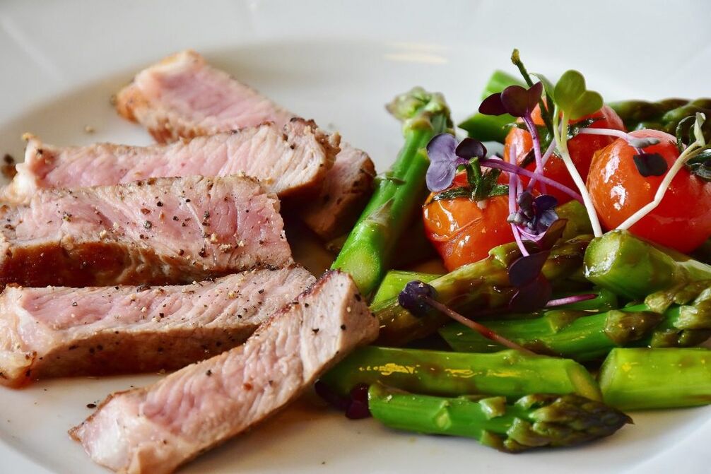 Carne com legumes